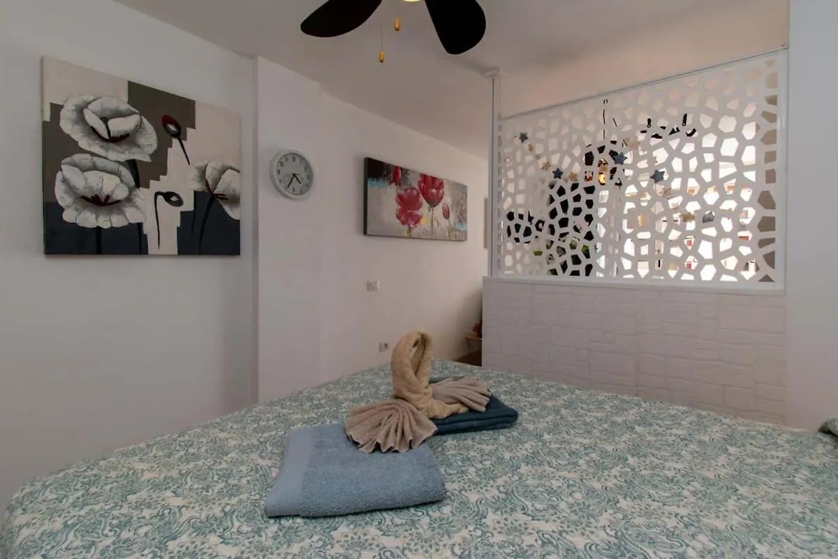 Appartement Borinquen 1 - Studio With Amazing Sea And Pool Views Playa Feñabe Spanje