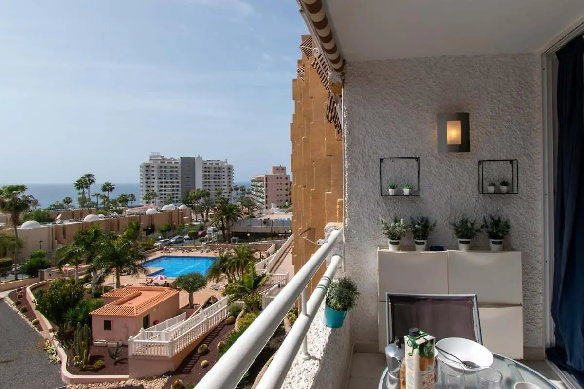 Borinquen 1 - Studio With Amazing Sea And Pool Views Playa Feñabe Appartement